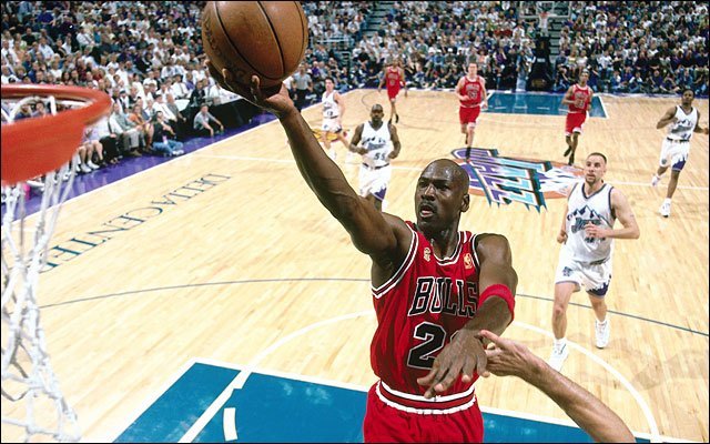 BASKETBALL